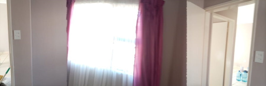 2 Bedroom Property for Sale in Ikageng North West